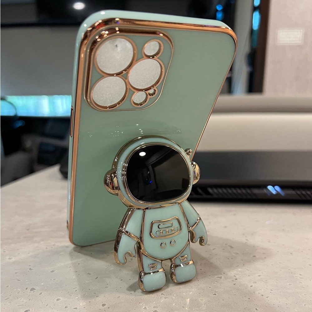 I-Phone 13 Pro Max Phone Case